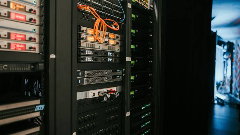 Rows of servers in a data centre rack.